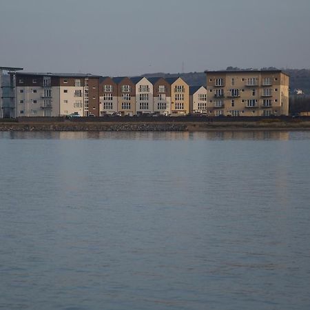 Traeth Bychan Apartment Llanelli Exterior photo