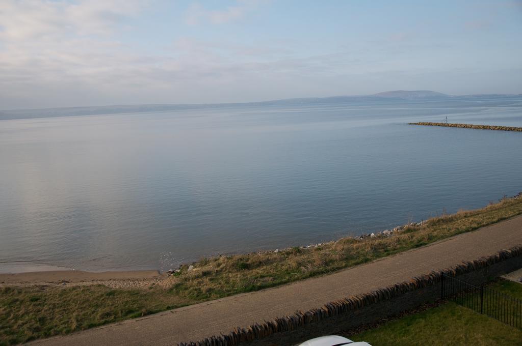 Traeth Bychan Apartment Llanelli Exterior photo